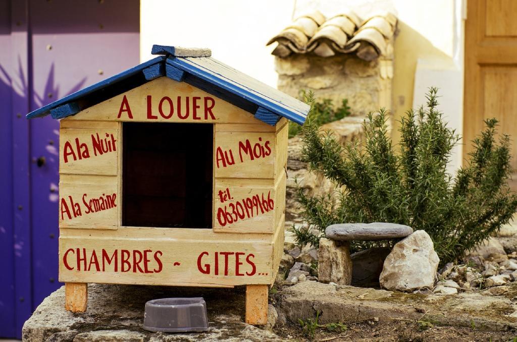 Gite Fa Mille Maison Bleu Robion en Luberon Oda fotoğraf